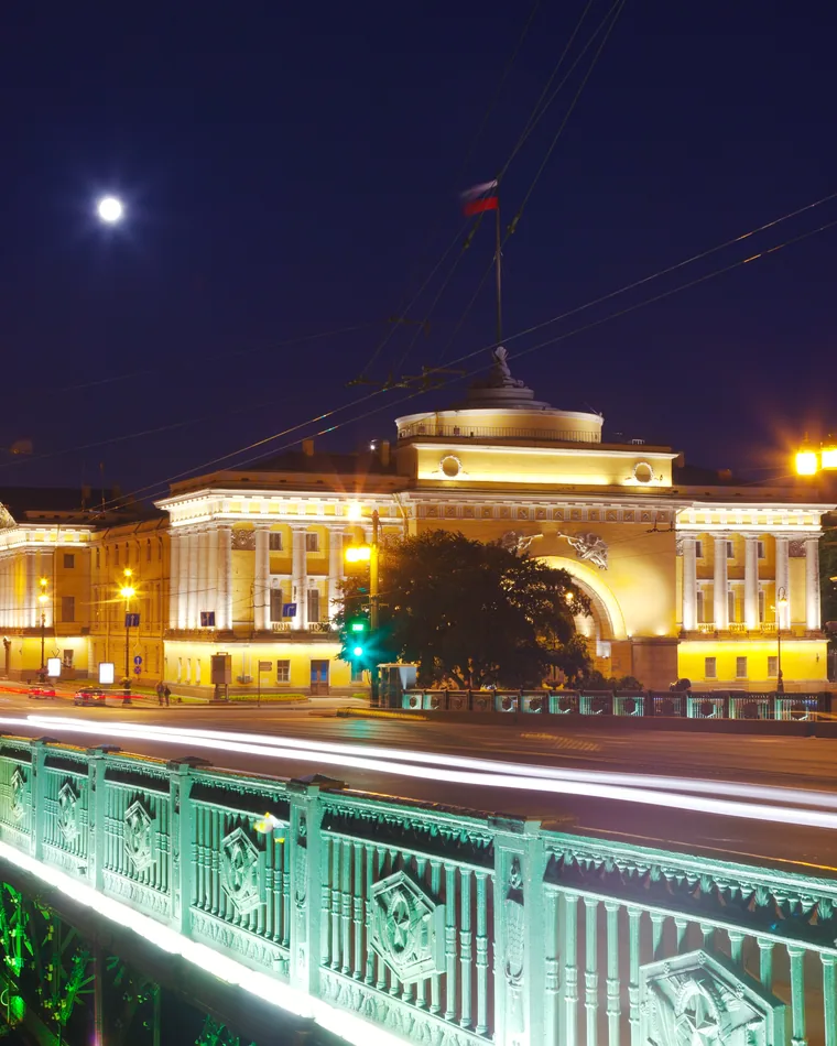 rusya dil okullari hero petersburg